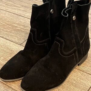 FRYE AND CO. Black Ankle Boots